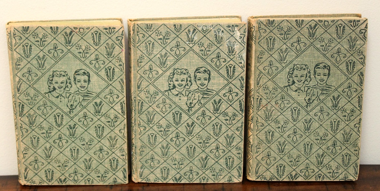1950s THE BOBBSEY TWINS Hardcover London Tower Houseboat Vintage Antique Grosset