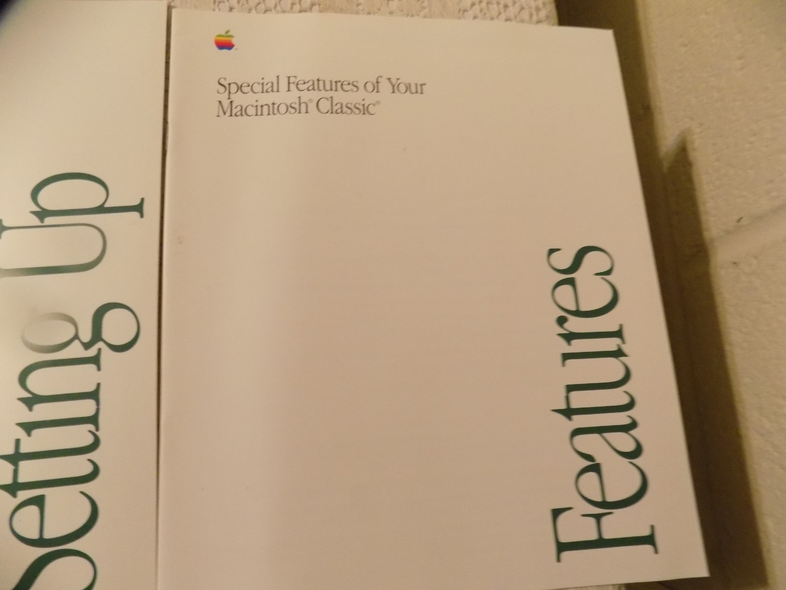 Vintage Apple Getting Started With Your Macintosh Users Manuals, 1990 NICE