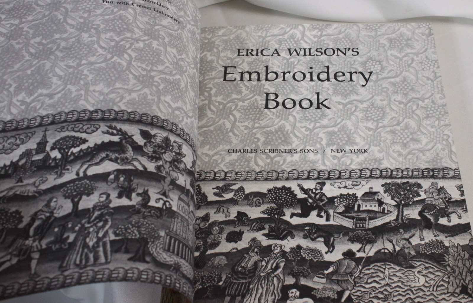 Vtg Erica Wilson Embroidery Book Sewing Stitches Needlepoint 1973 MCM 360+ pages