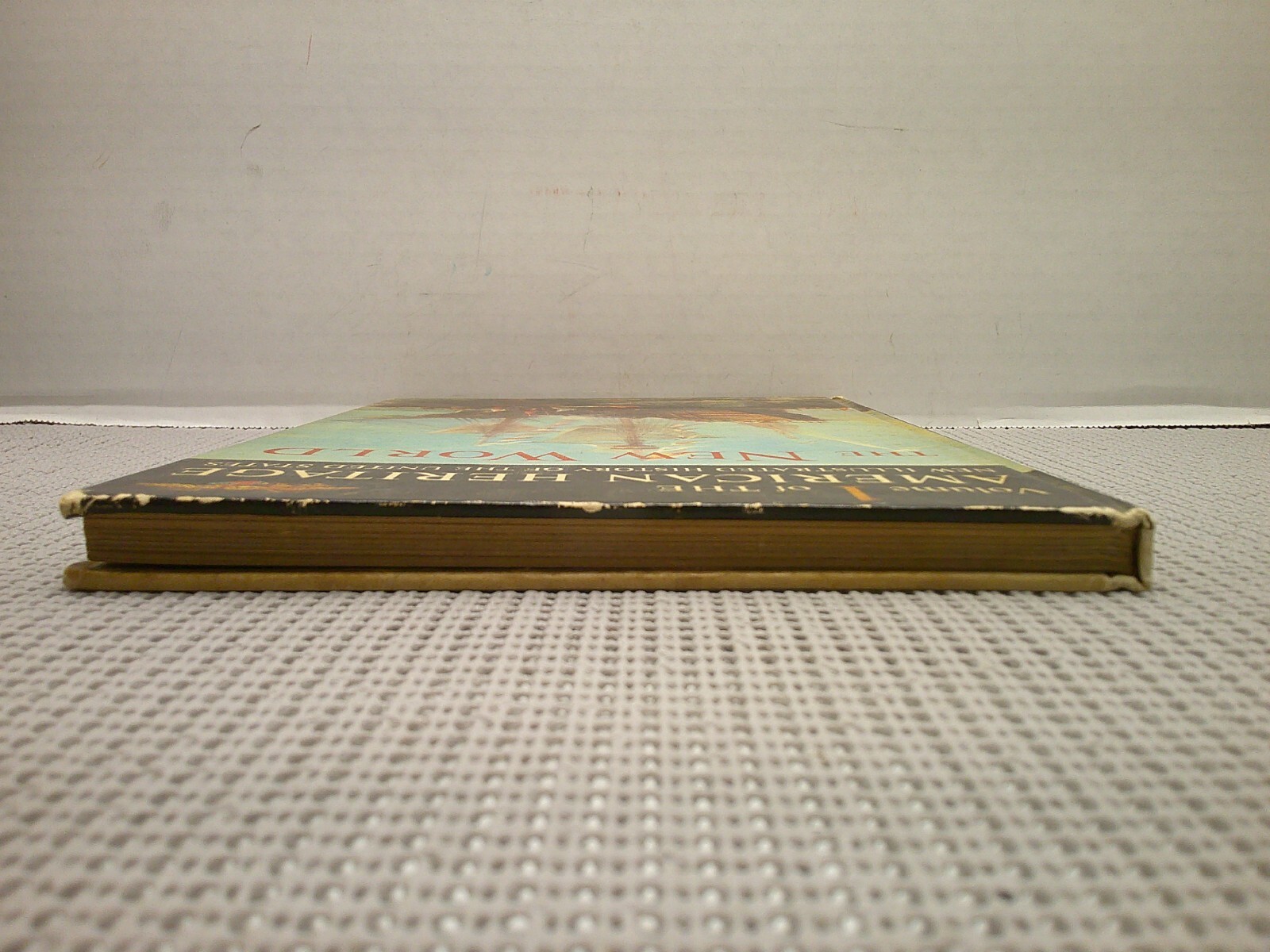 The New World: Vol 1 of the American Heritage; Dell Publishing; 1963 ILLUSTRATED