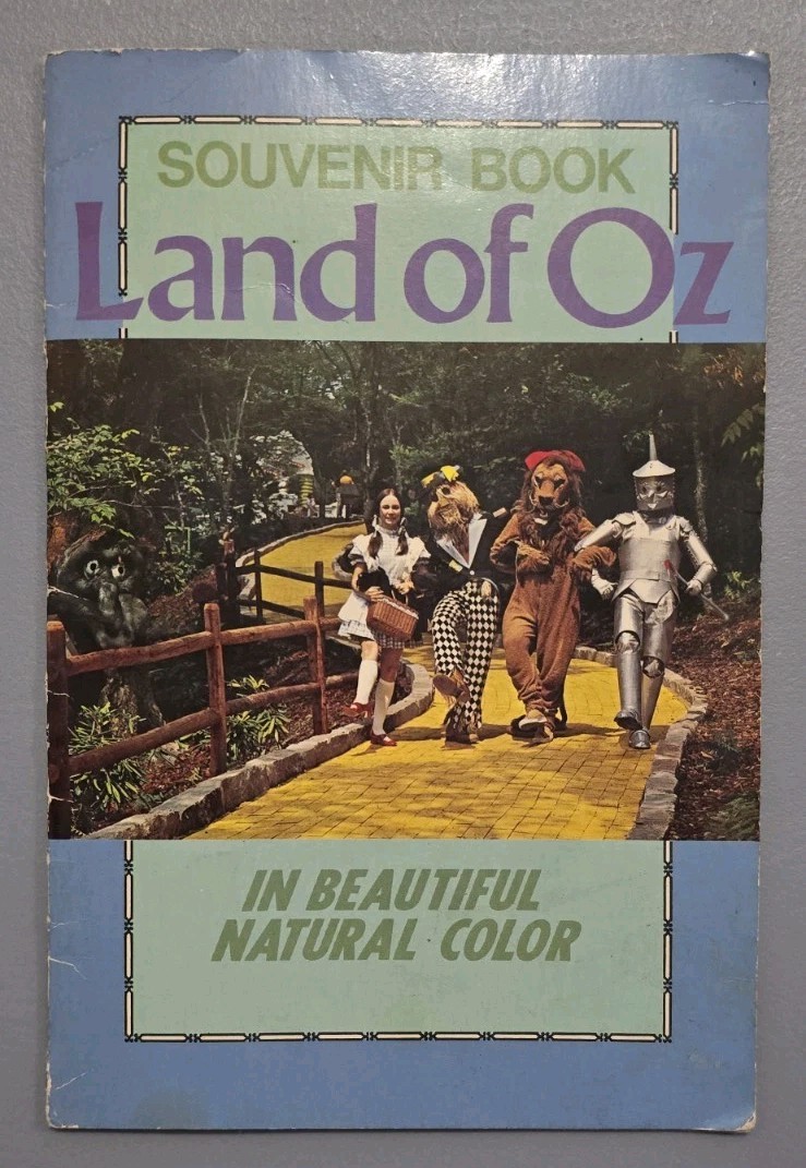 Vintage 1971 Land of Oz Theme Park Souvenir Book & Brochure Pamphlet NC Beech Mt