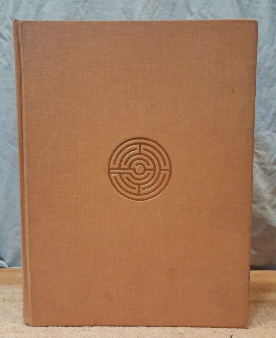 Carl G. Jung: MAN AND HIS SYMBOLS, Doubleday Yugoslavia printing