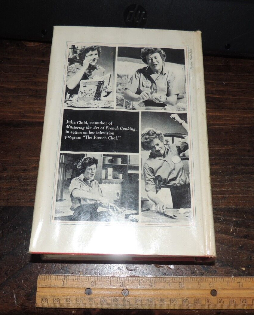 The French Chef Cookbook by Julia Child HC DJ 1968, 440 PAGES