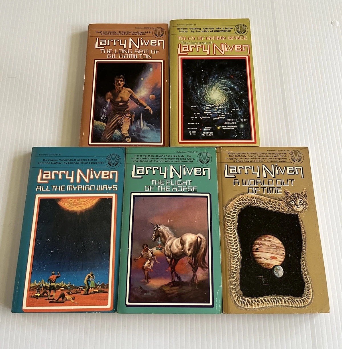 Larry Niven – 1970’s Del Rey Sci-fi 5 Book Lot *GoodVery Good*