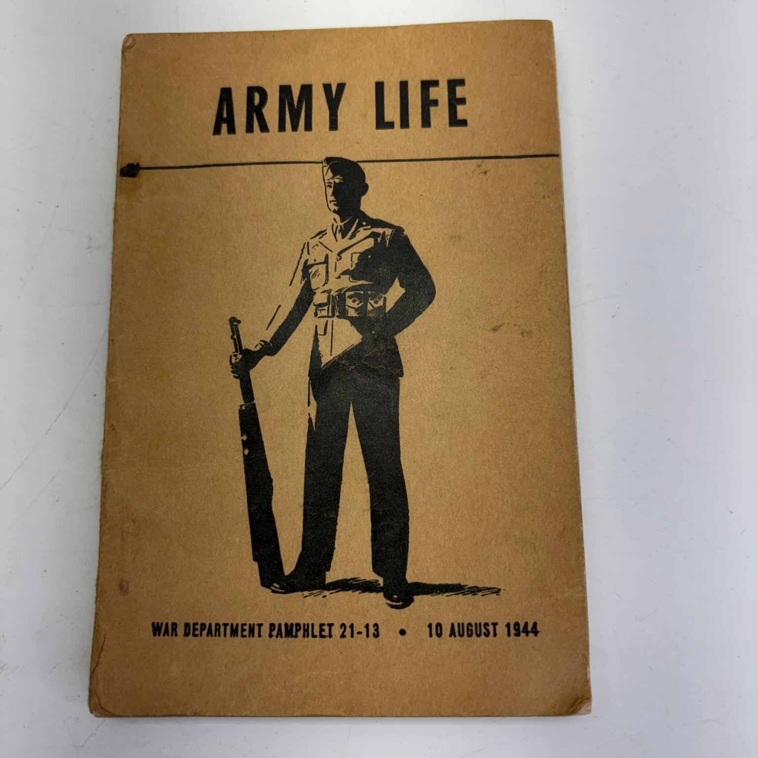 ARMY LIFE War Department Pamphlet 21-13 1944 WWII Military Illustrated