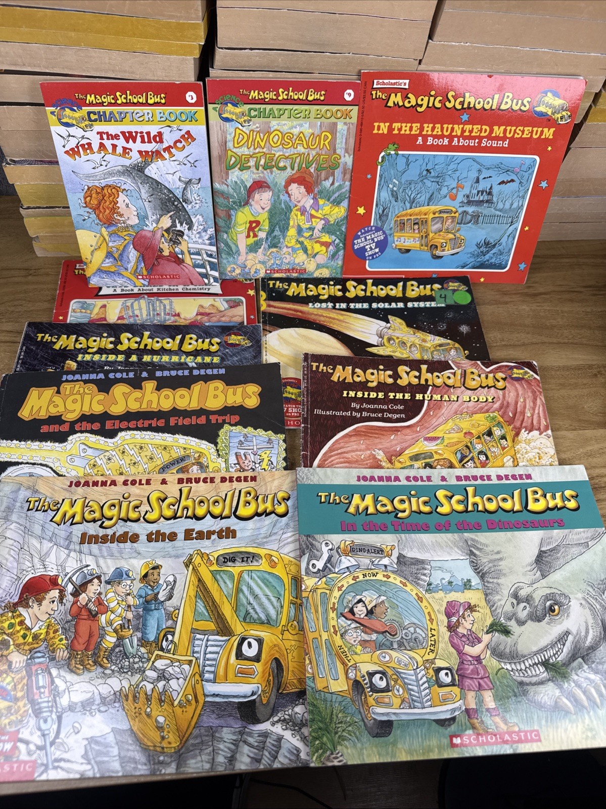 Lot 10 Random Magic School Bus Books Joanna Cole Ms. Frizzle Science Mixed Sizes