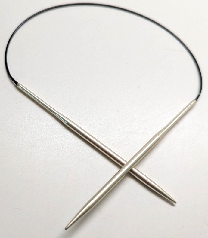 Susan Bates 32″ Circular Needle 4 mm/ US Size 6 from Store Sample Set