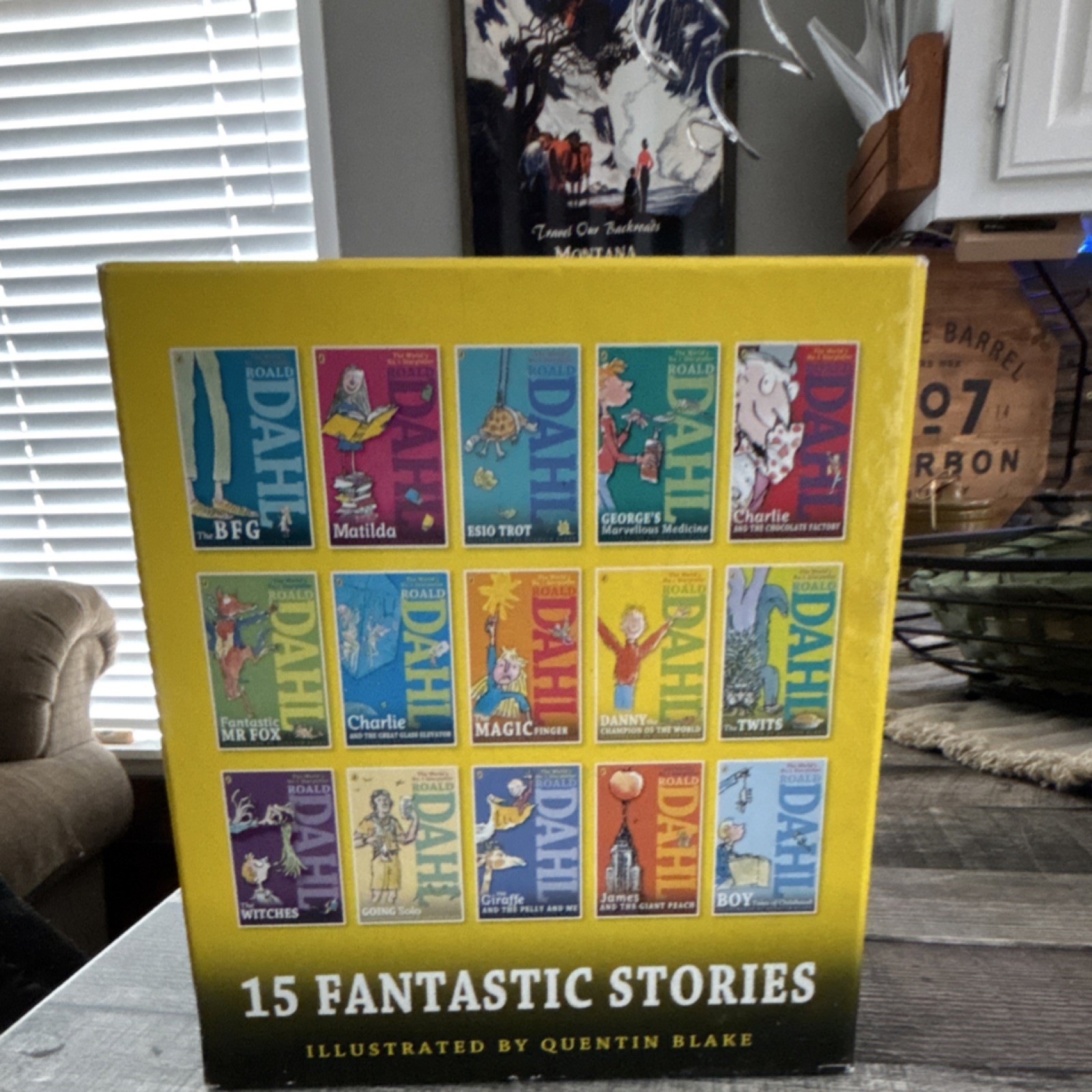 Roald Dahl Collection Box Set Illustrated by Quentin Blake Ages 9-12