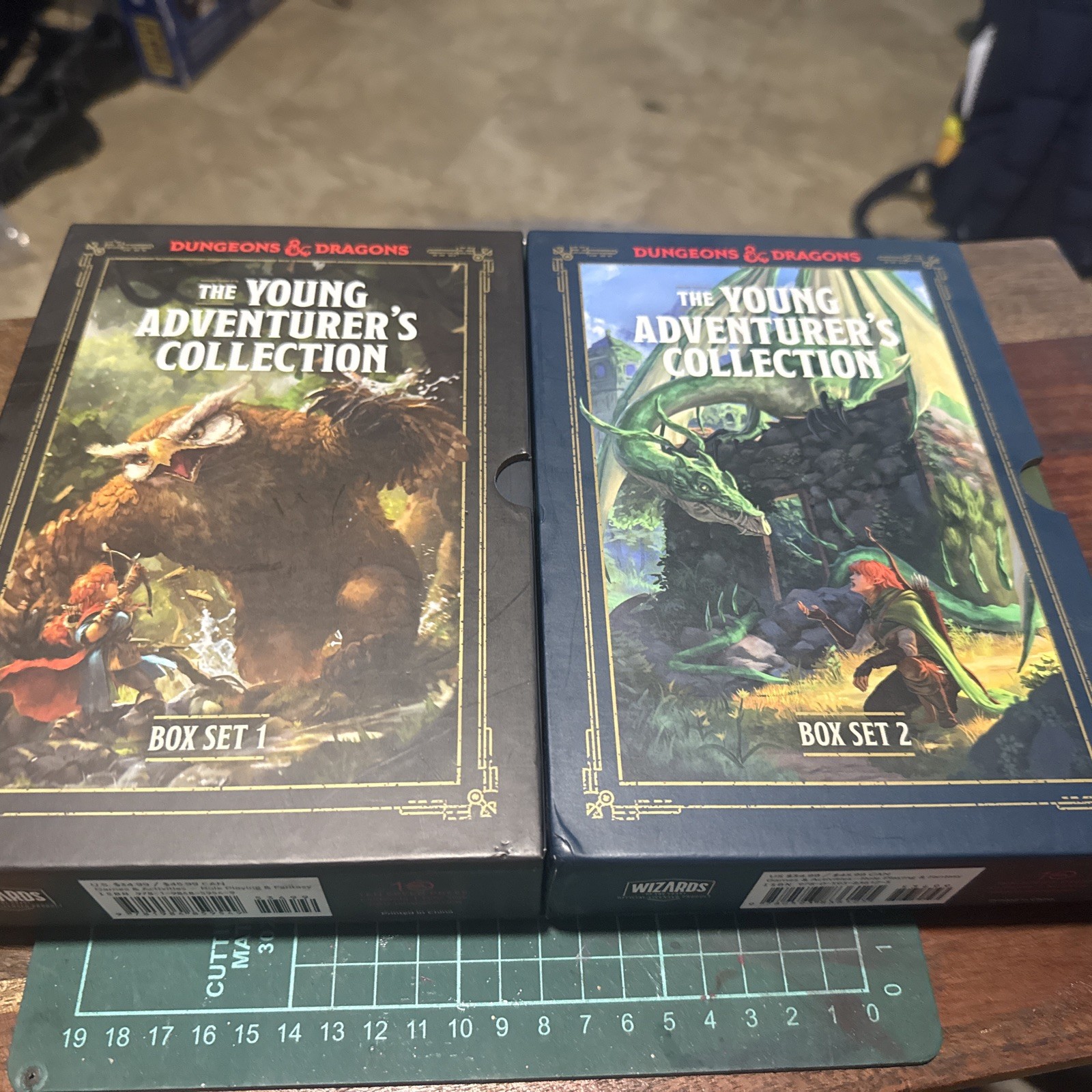 The Young Adventurer’s Collection Box Set 1-2 (Dungeons & Dragons 8-Book Boxed