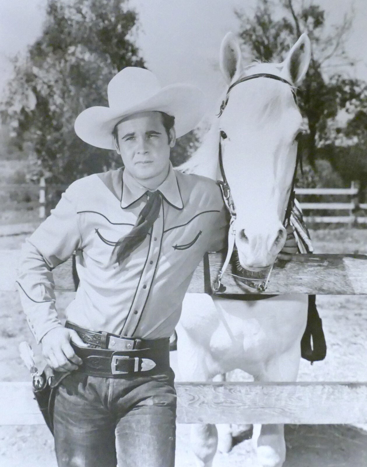 Sunset Carson SUNSET CARSON WITH HORSE PHOTO 8” X 10” Inch Photograph