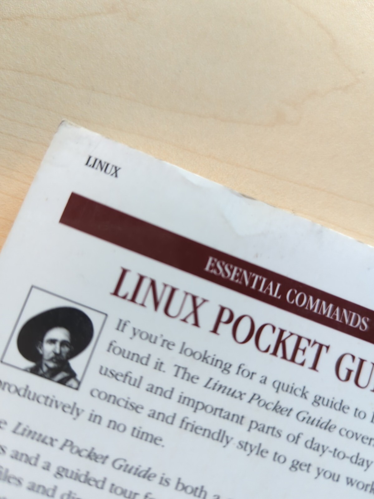 Pocket Guide: Essential Commands Ser.: Linux Pocket Guide by Daniel J. Barrett