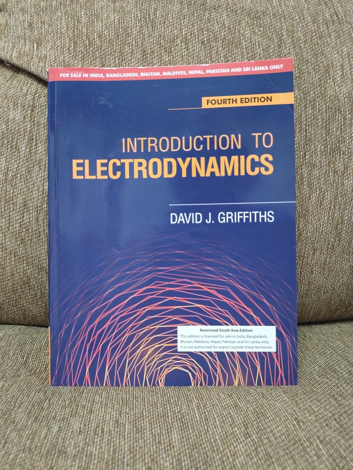 Introduction to Electrodynamics, 4th Edition 4e By David J. Griffiths Very Good