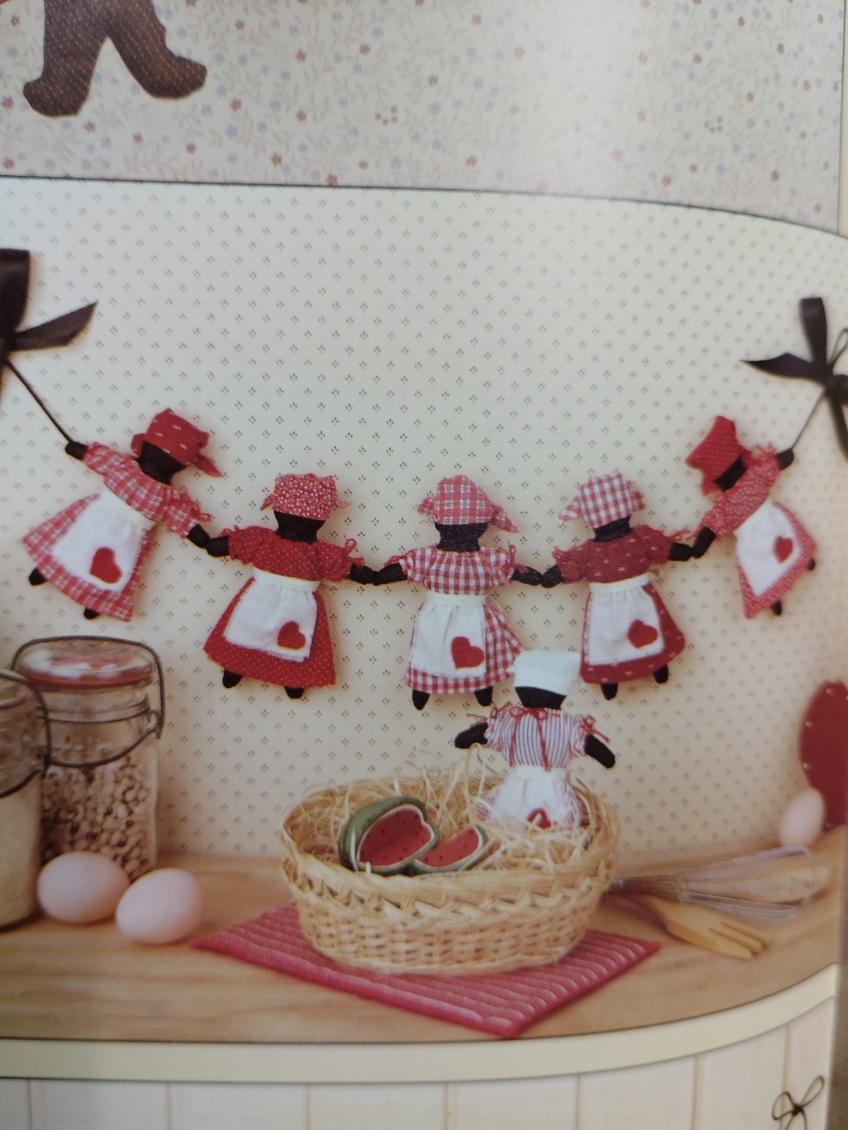 Garlands Dolls Angels Strings Things Pattern Leaflet 1057 Leisure Arts Country