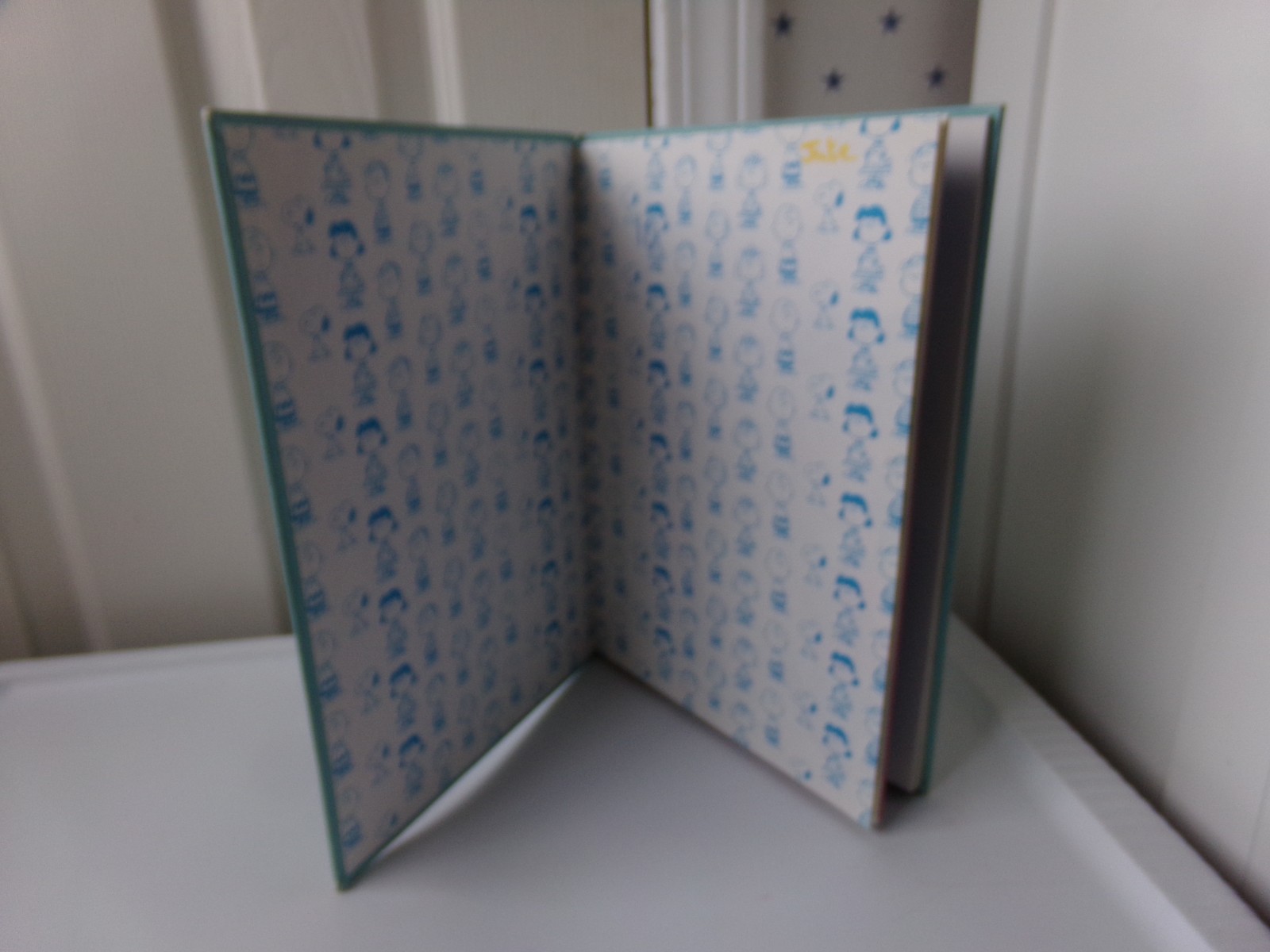 Vol #1 Charlie Brown’s ‘Cyclopedia Book Your Amazing Body From Your Nose to Toes