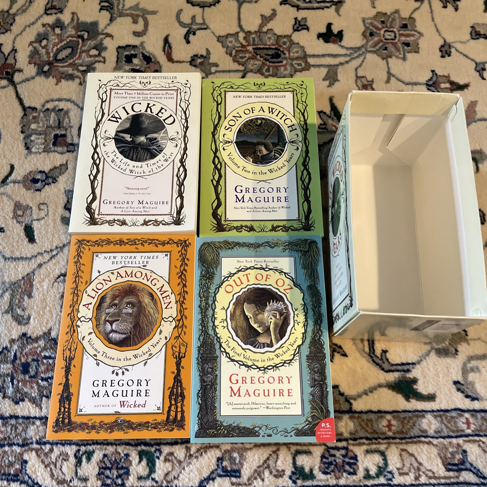 The Complete Wicked Years Box Set, 4 Books