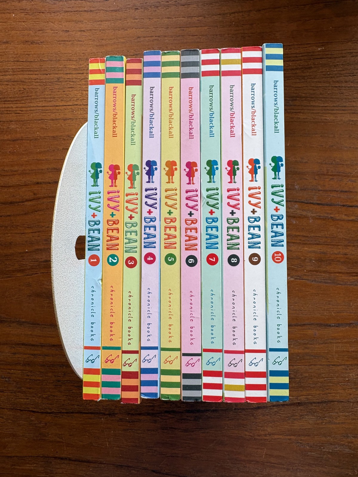Ivy And Bean Set 1-10 – VERY GOOD