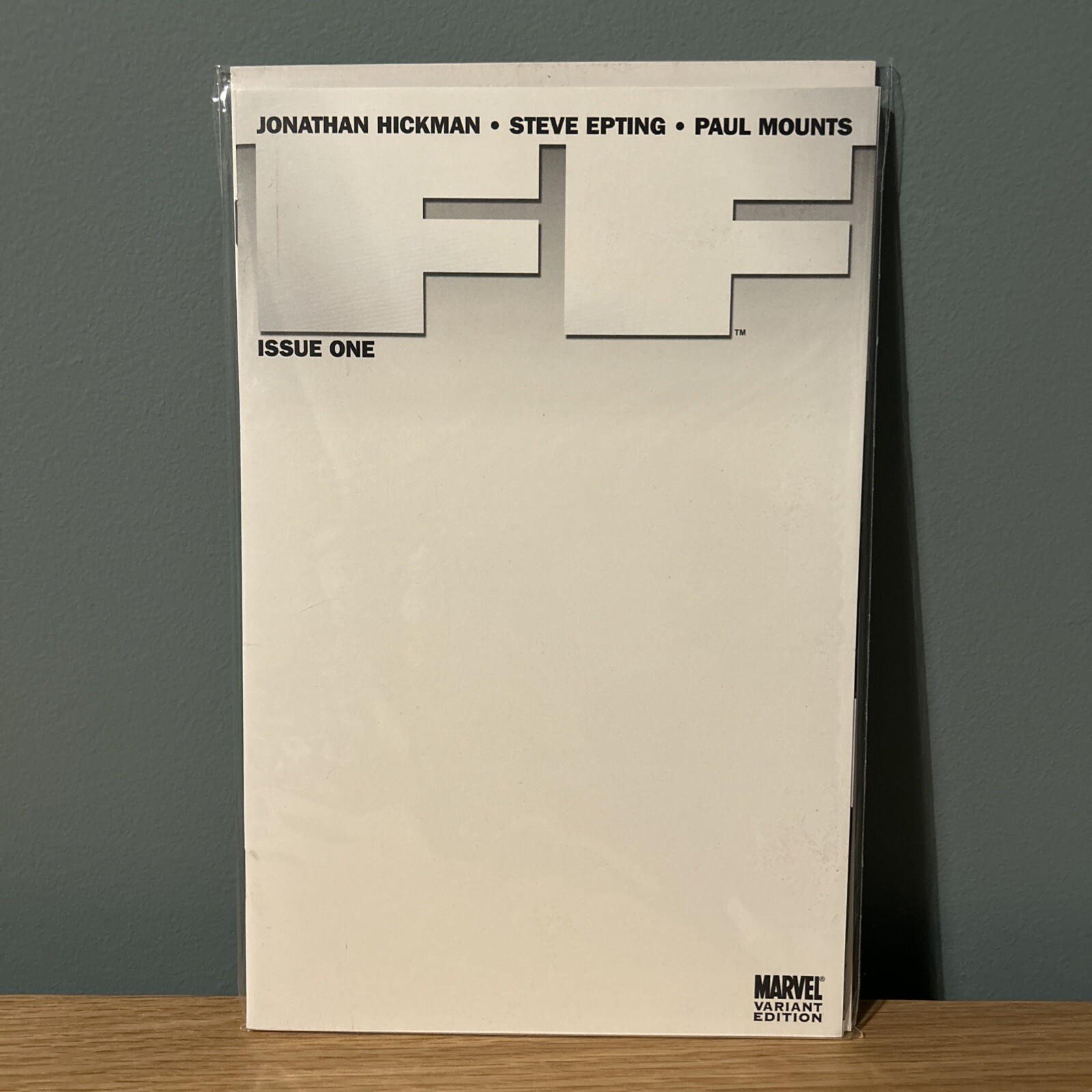 FANTASTIC FOUR FUTURE FOUNDATION #1 BLANK VARIANT key first appearance FF