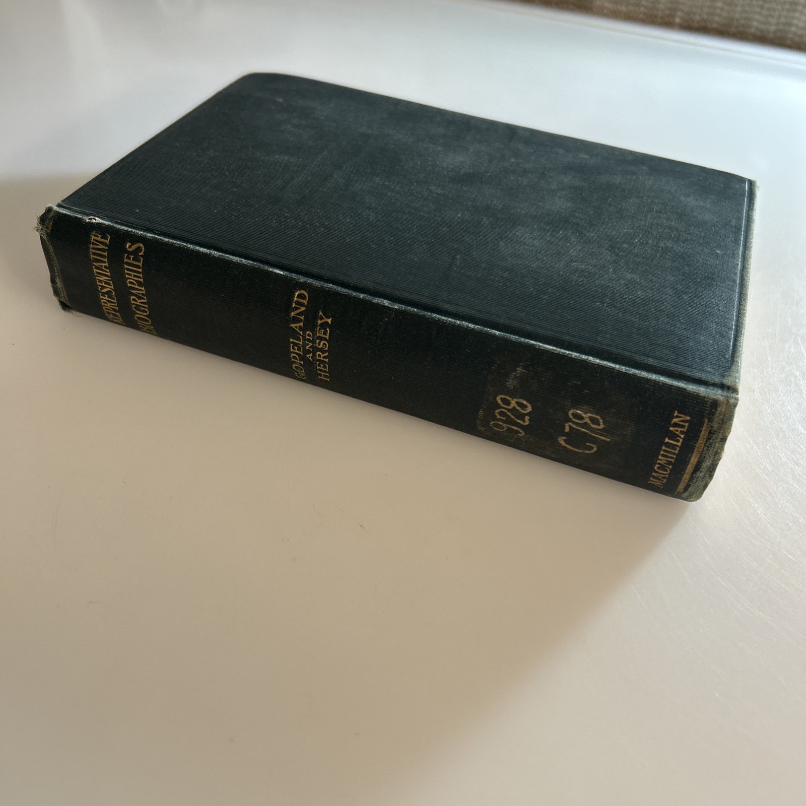 1921 Antique Book Representative Biographies of English Men of Letters ab7