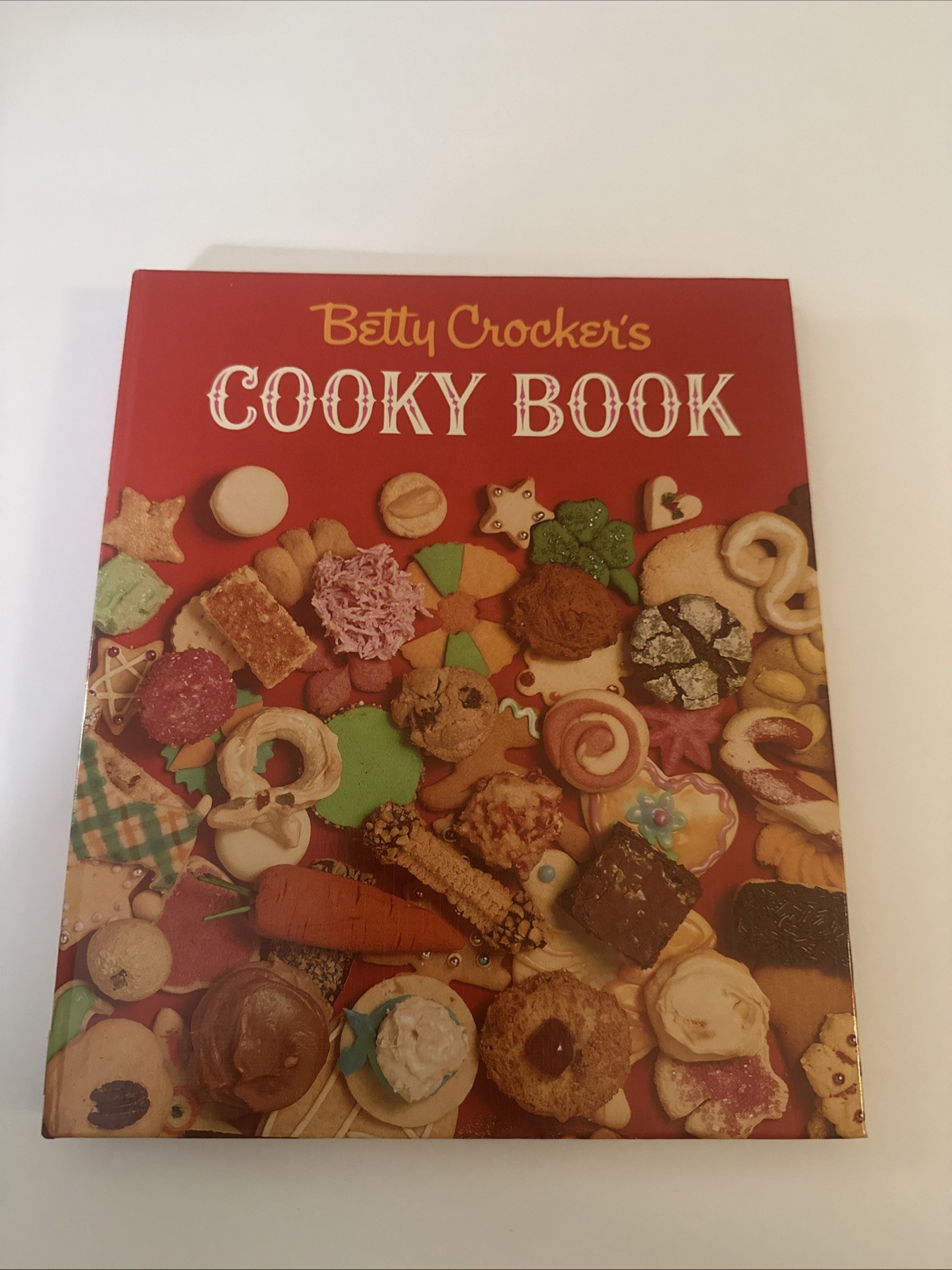 Betty Crocker’s Cooky Book 1963 Edition 2002 Reproduction EXCELLENT CONDITION