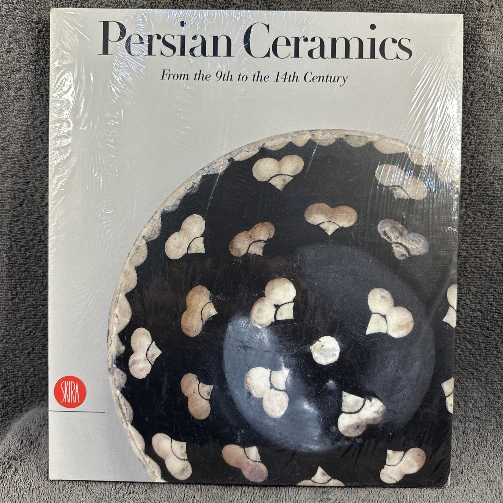 Persian Ceramics : 9th – 14th Century by Giovanni Curatola DC DJ SEALED NEW