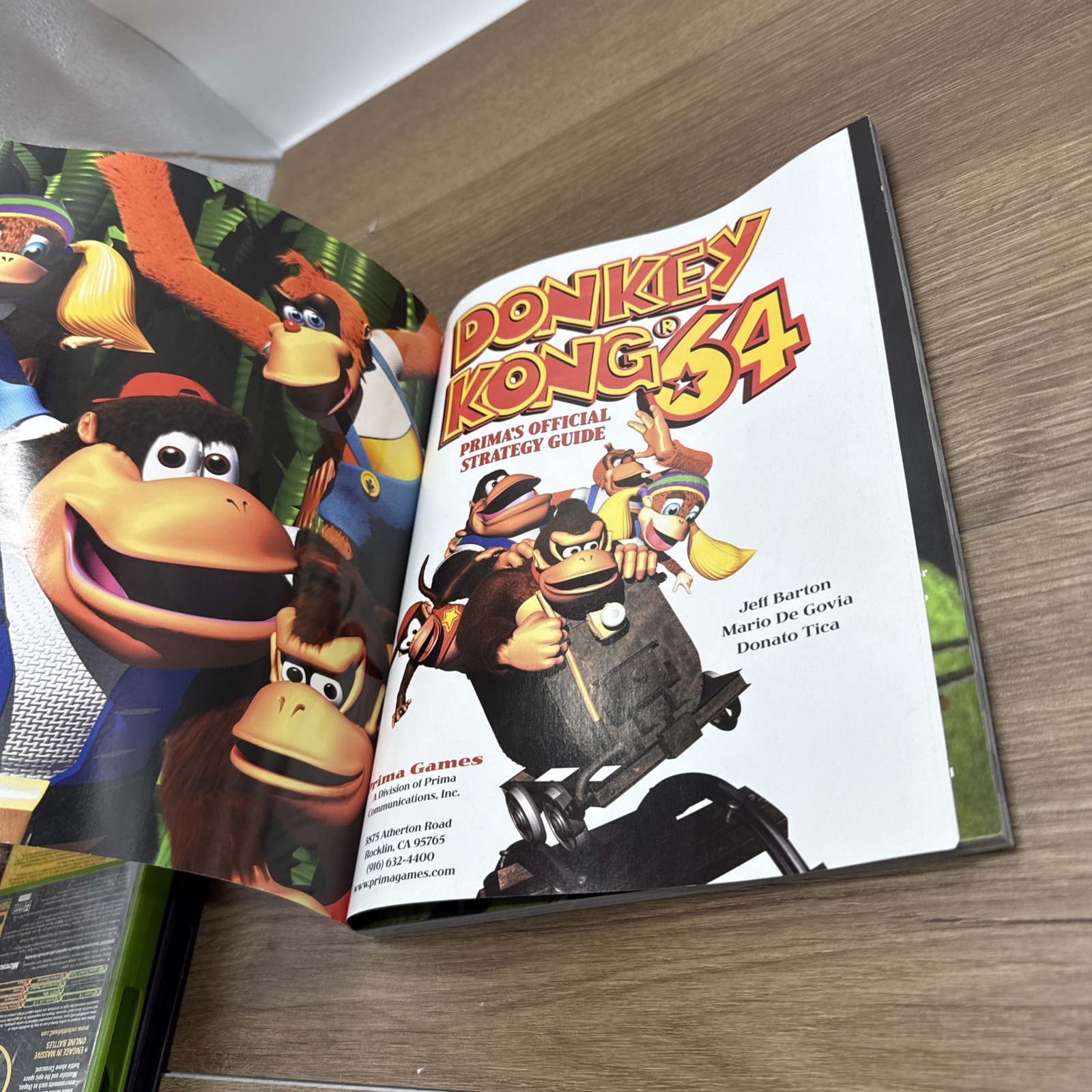 Donkey Kong 64 Prima Strategy Guide For Nintendo 64 N64 w/ Map Poster
