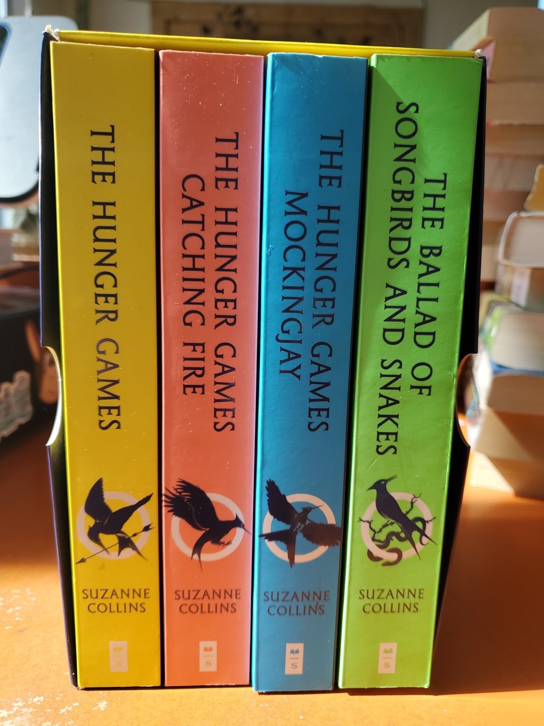 Hunger Games 4 Book Box Set – Scholastic