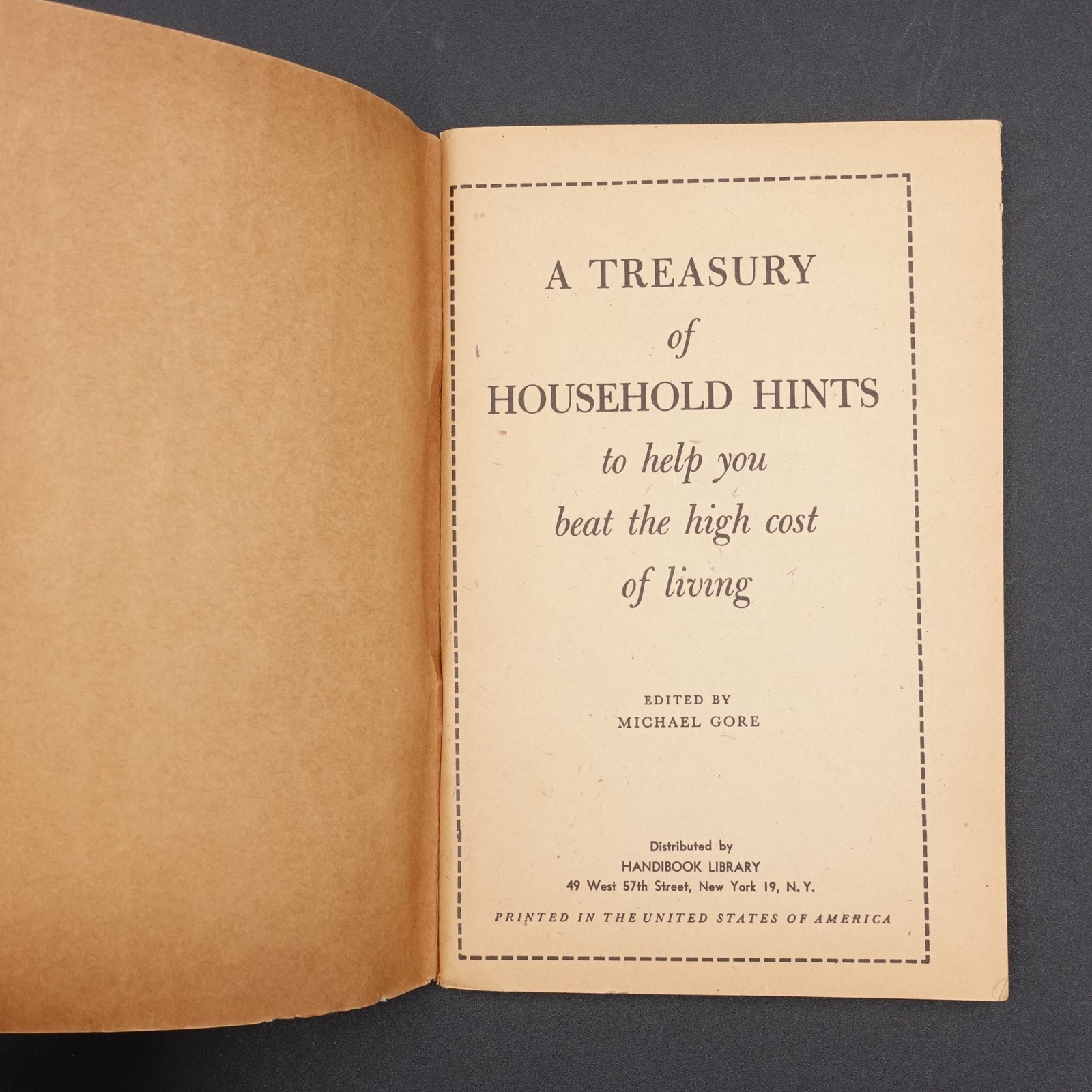 1003 Household Hints and Work Savers Forest Park Houston Texas 128 Pages PB 1951