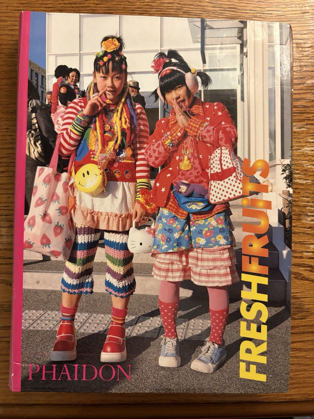 Fresh Fruits Phaidon Book 2005. 90s/Y2K Japanese Street Fashion Harajuku Rare