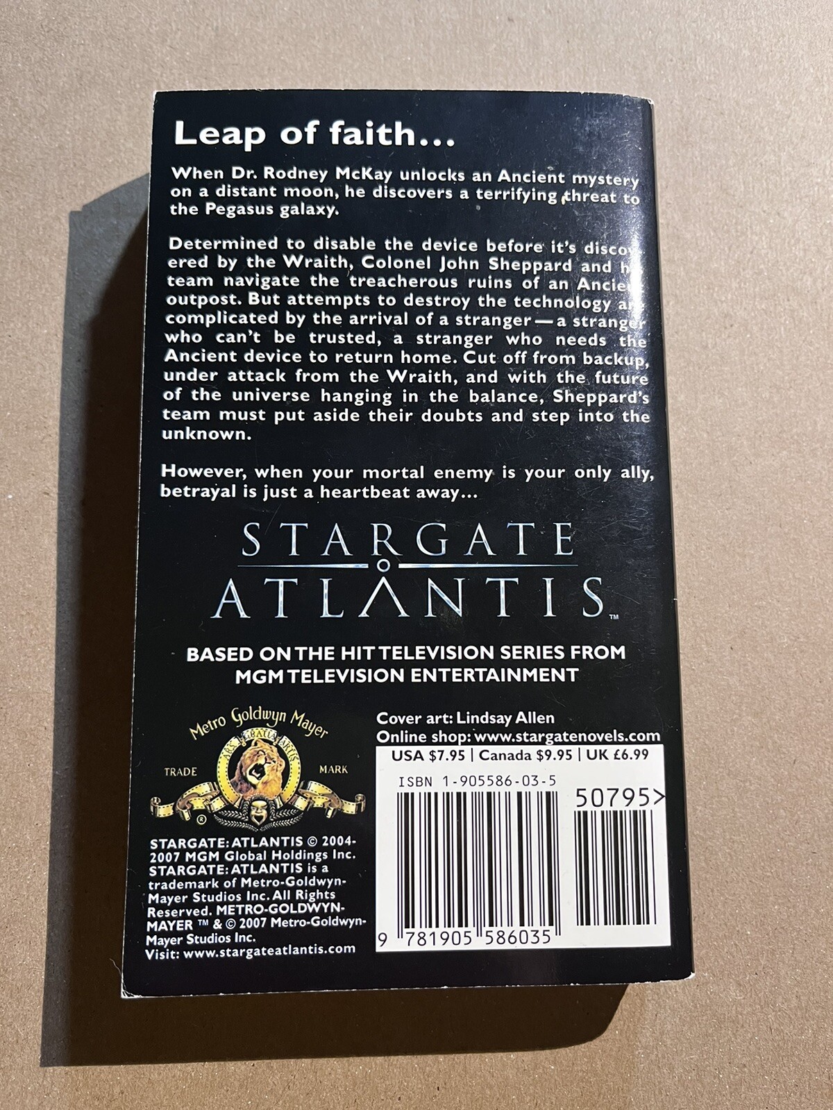 STARGATE ATLANTIS : ENTANGLEMENT by Martha Wells 2007 paperback TV SCIFI