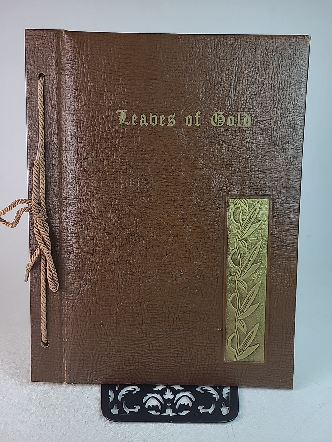 Leaves of Gold by Clyde Francis Lytle, 1961, Coslett Publishing