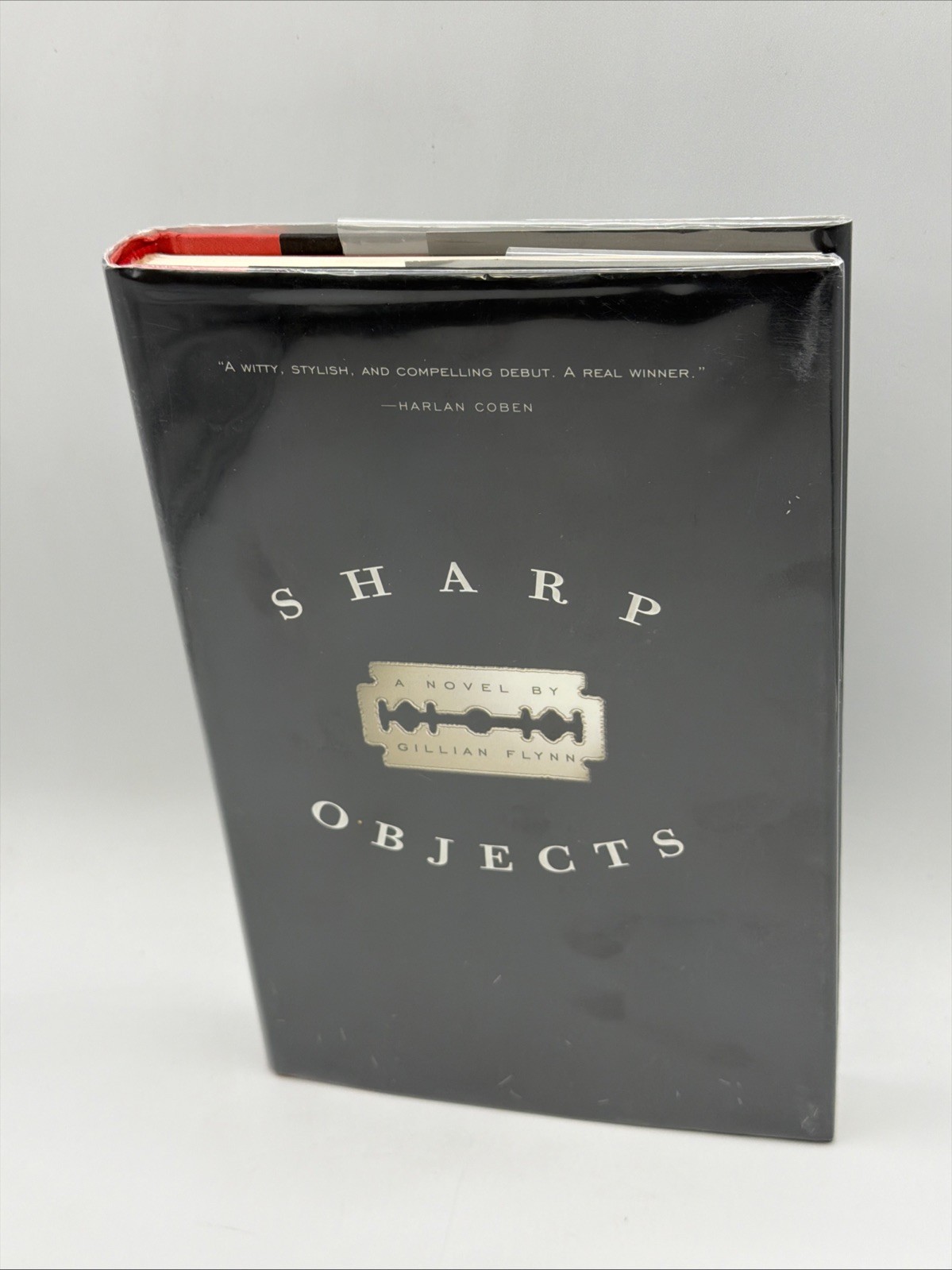 Sharp Objects: A Novel by Gillian Flynn 1st Edition 2006 Shaye Areheart Books