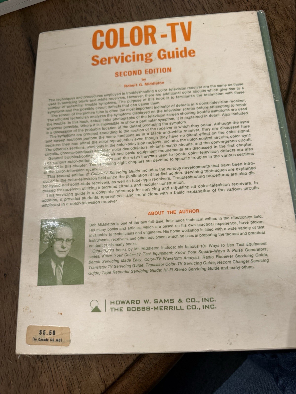 Color TV Servicing Guide Hardcover Book Robert Middleton Repair Restore