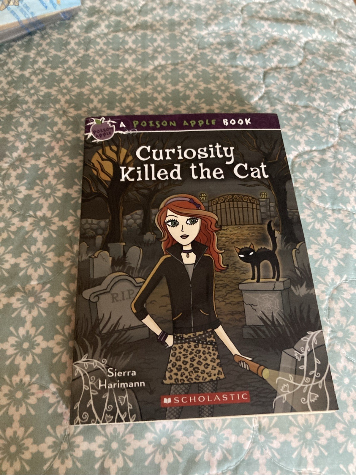 Curiosity Killed the Cat by Sierra Harimann (2011, Trade Paperback)