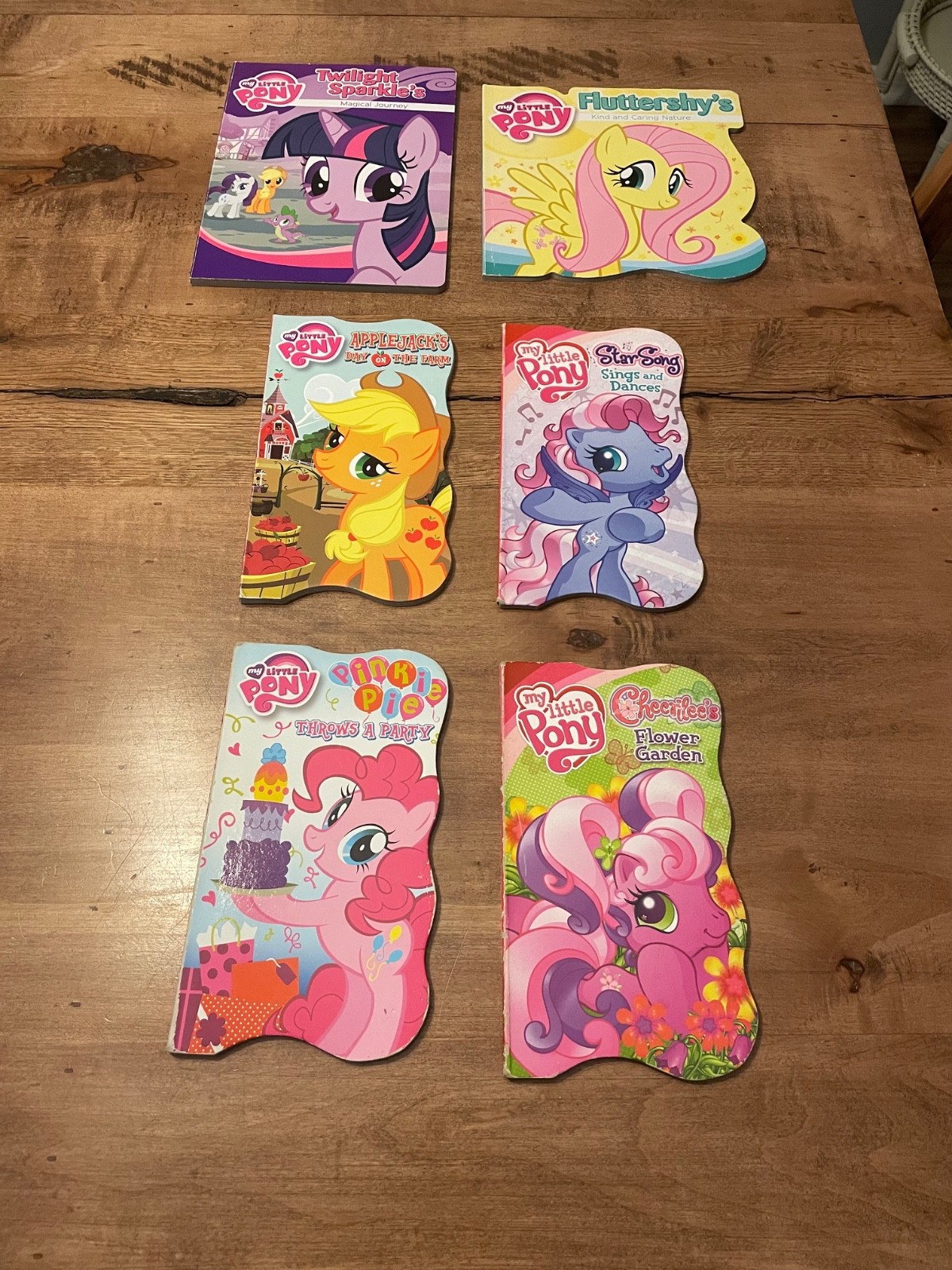 my little pony lot of six books dating from 2011 to 2013