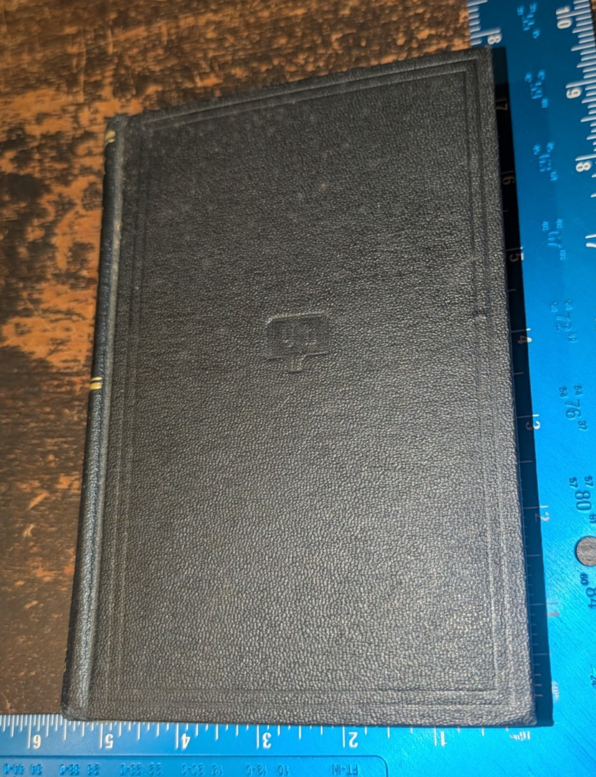 Year Book of Dentistry 1944 by Darlington, Et al. Year Book Publishers-701 pages