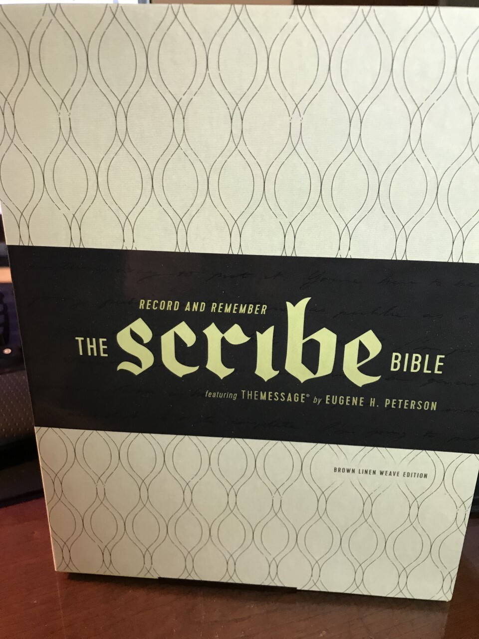 The Message Scribe Bible Eugene W. Peterson Brown Linen Weave Beautiful Edition