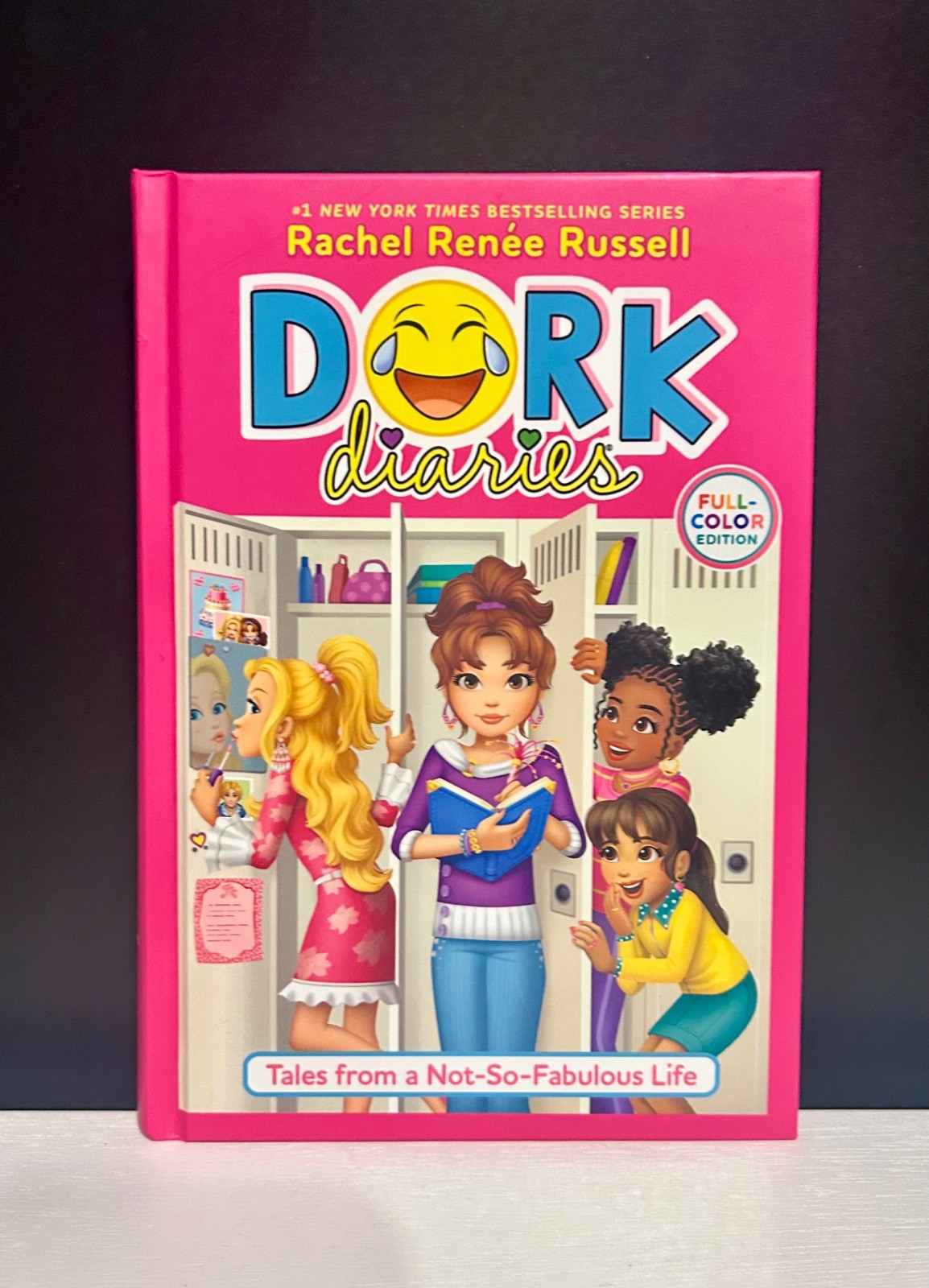 Dork Diaries 1 Full-Color Edition: Tales from a Not-So-Fabulous Life