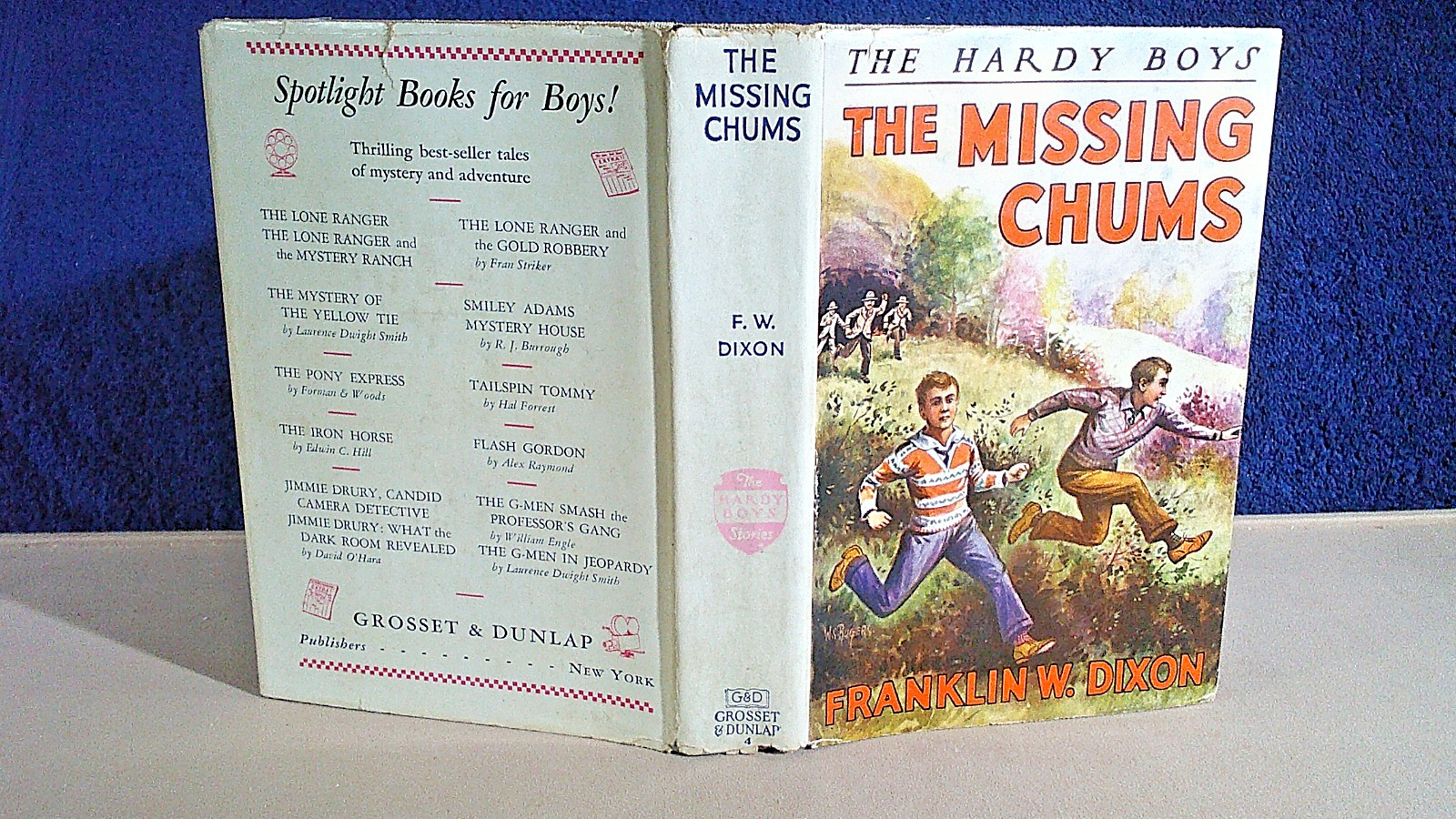 HARDY BOYS WHITE SPINE DJ #4 THE MISSING CHUMS LESLIE McFARLANE 1939A-17