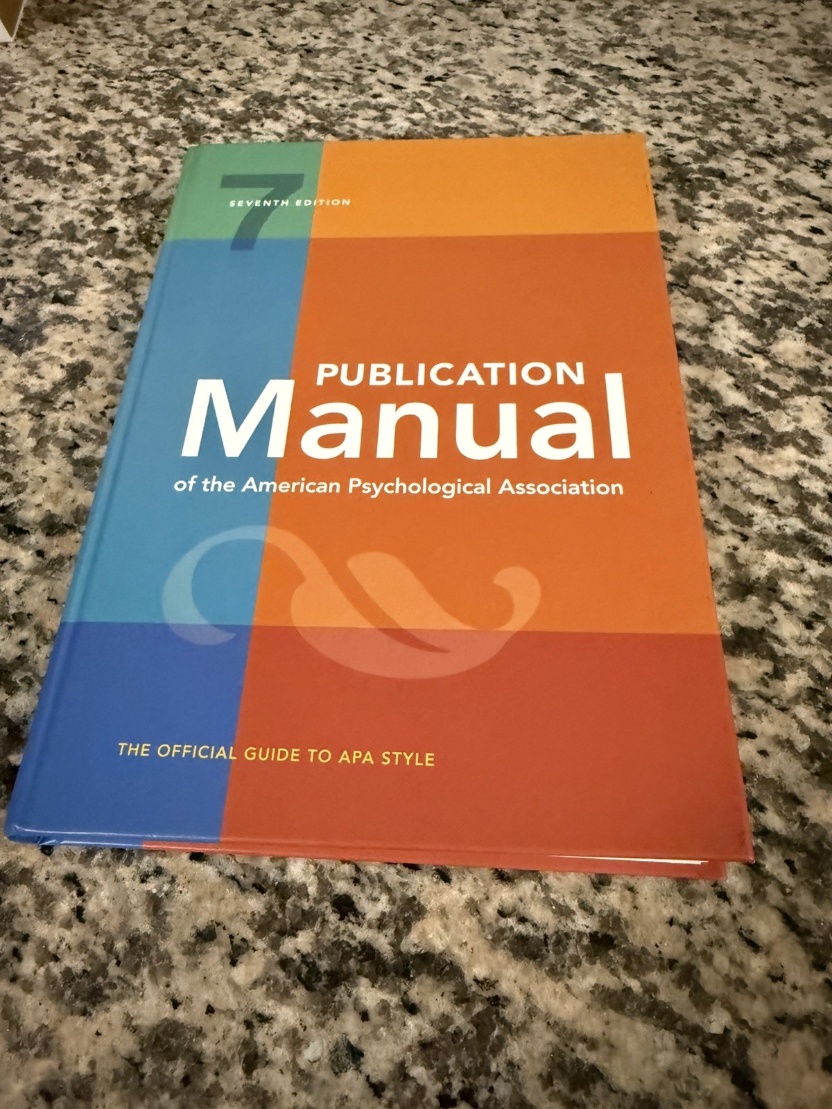 Publication Manual of the American Psychological Association (HARDCOVER)