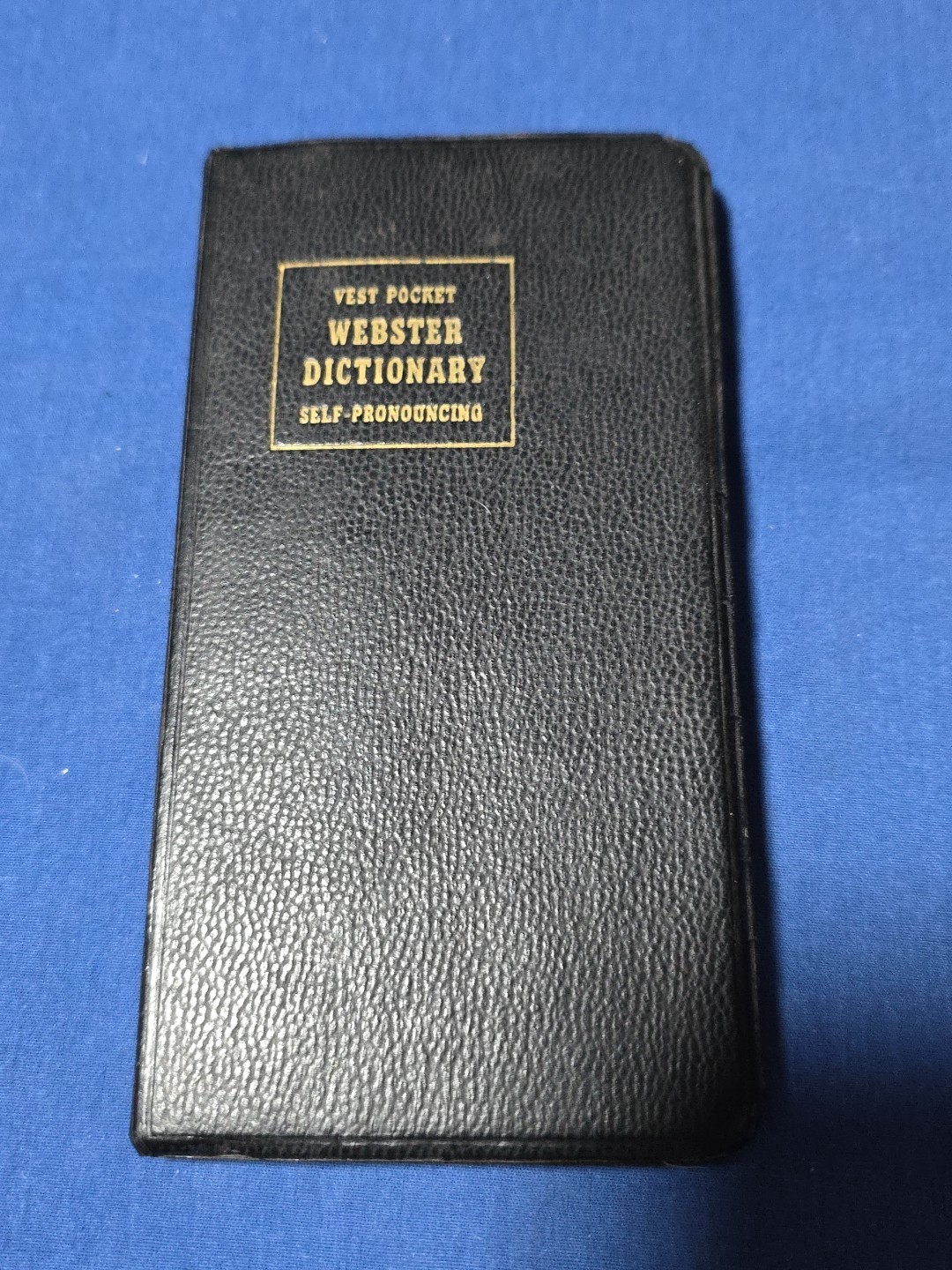 1958 Vest Pocket Webster Dictionary Self Pronouncing, Good Condition 188 pages