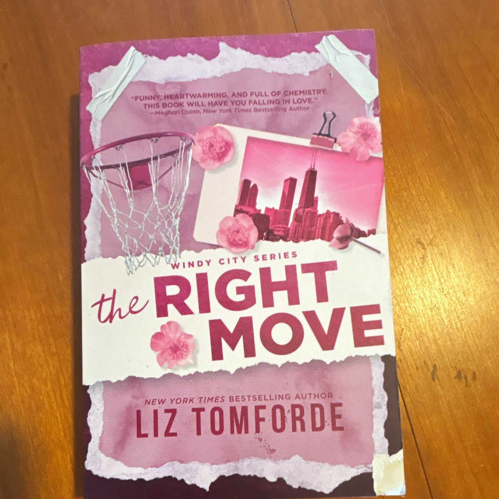 The Right Move (Windy City Ser. Vol. 2) Liz Tomforde TPB 2025 Entangled