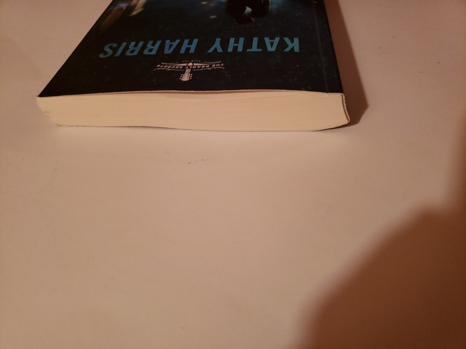 Deadly Connection (Deadly Secrets) – Paperback By Harris, Kathy – VERY GOOD