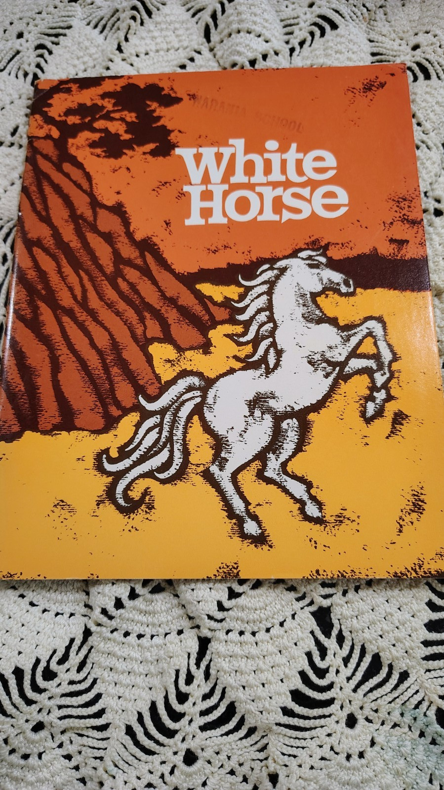 White Horse Dc heath and company vintage paperback 1970