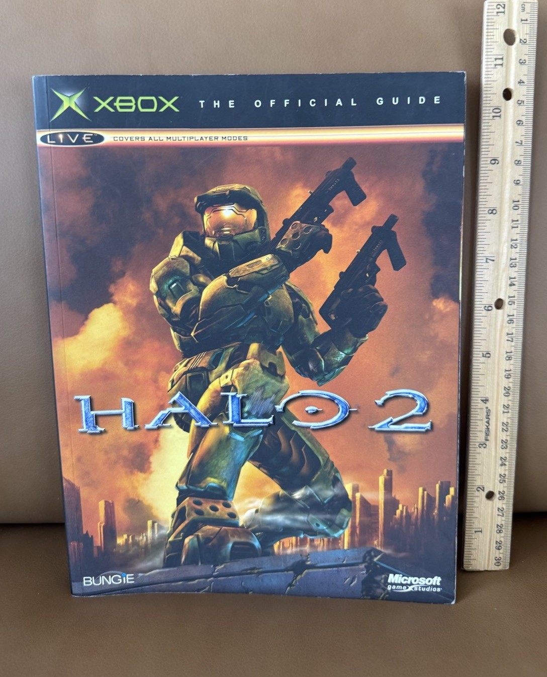 XBOX Halo 2 Strategy Guide Book ~ Microsoft ~ 226 Pages ~ 2004 Vintage
