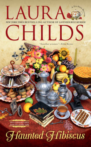 Haunted Hibiscus (A Tea Shop Mystery) – Mass Market Paperback – GOOD