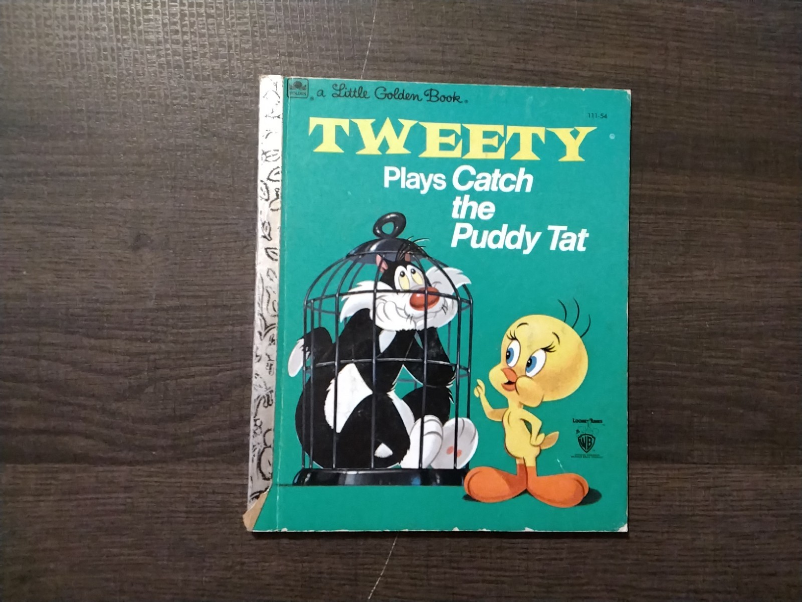 A Little Golden Book – Tweety Plays Catch The Puddy Tat