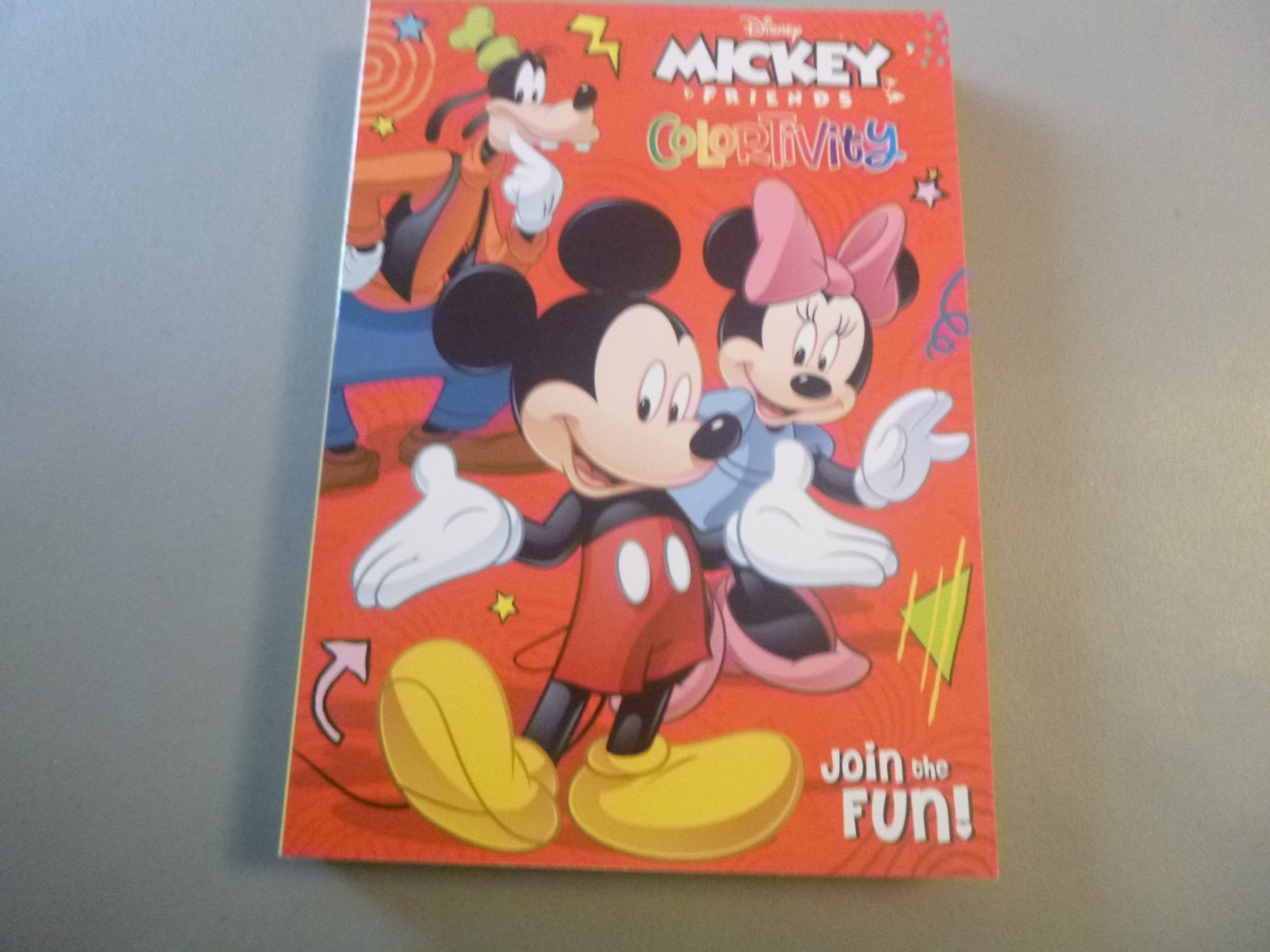 Disney Mickey & Friends – Join the Fun! – Colortivity Coloring & Activity Book