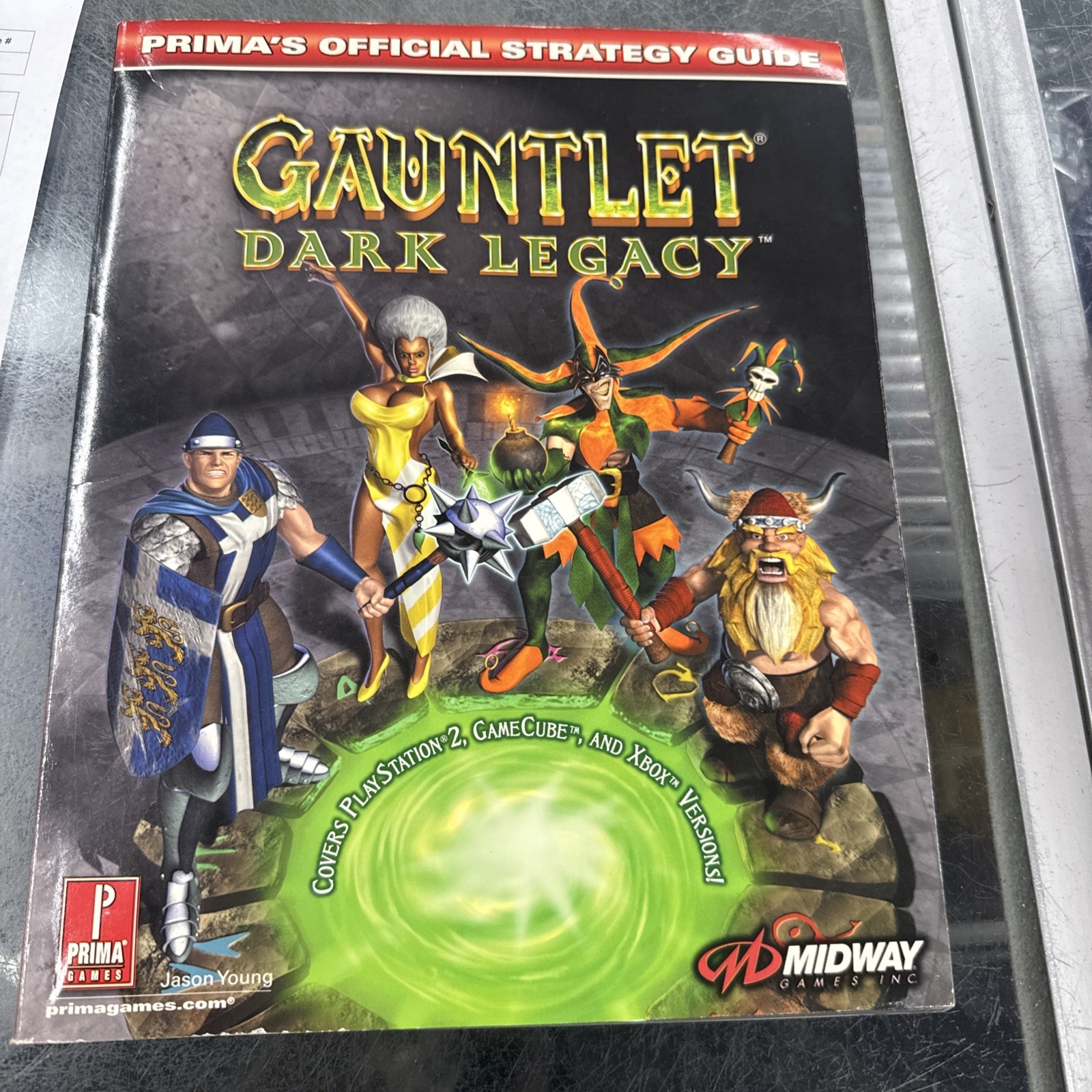 GAUNTLET: DARK LEGACY (CONSOLE) (PRIMA’S OFFICIAL STRATEGY By Jason Young