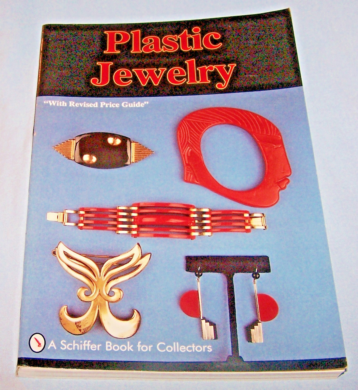 Plastic Jewelry PB-Lyngerda Kelley, Nancy Schiffer-1987-160 pages