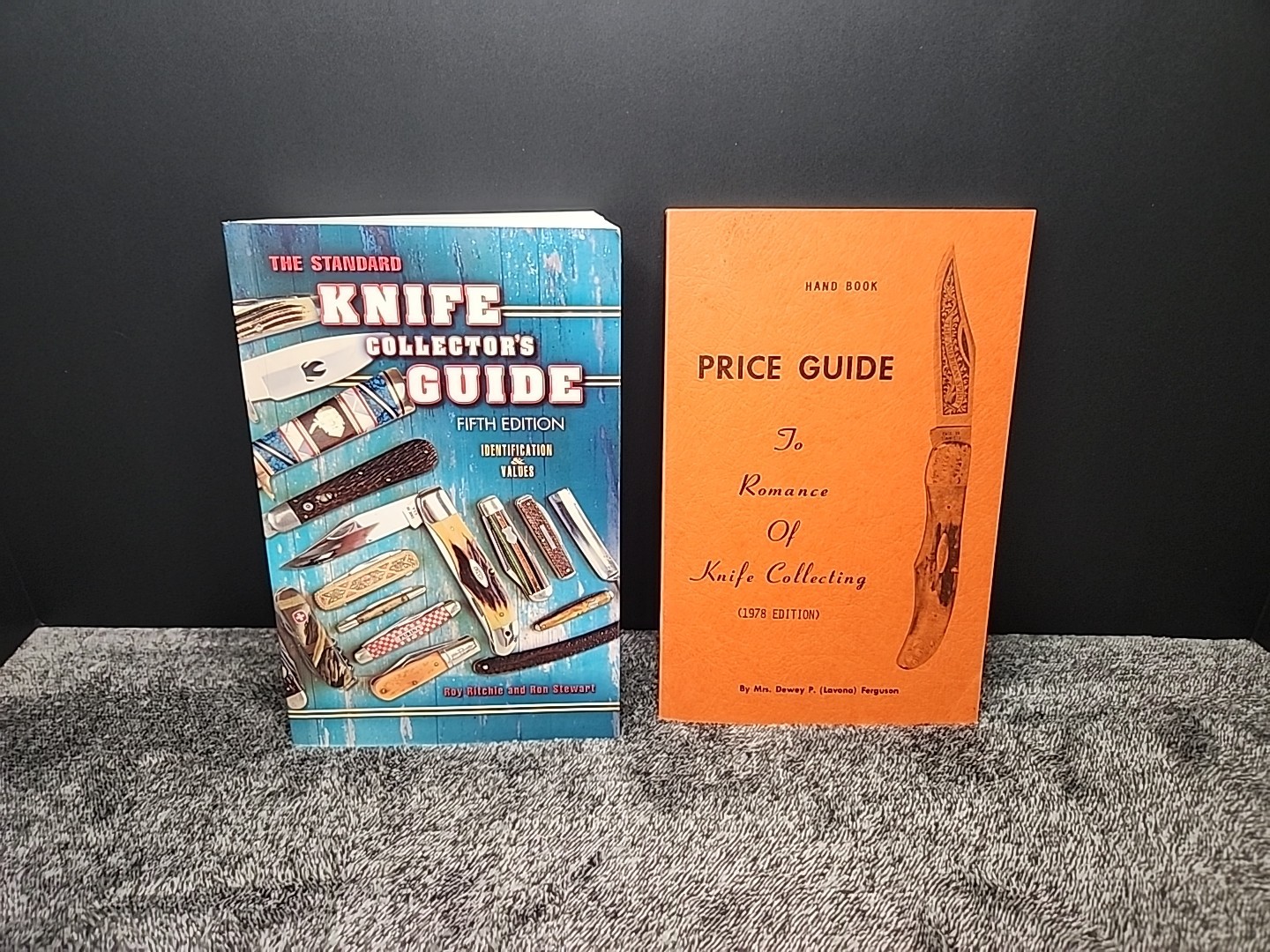 Standard Knife Collectors Guide Fifth Edition & To Romance Of Knife Collecting